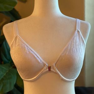 Excellent condition - Le Mystere Front Close Bra